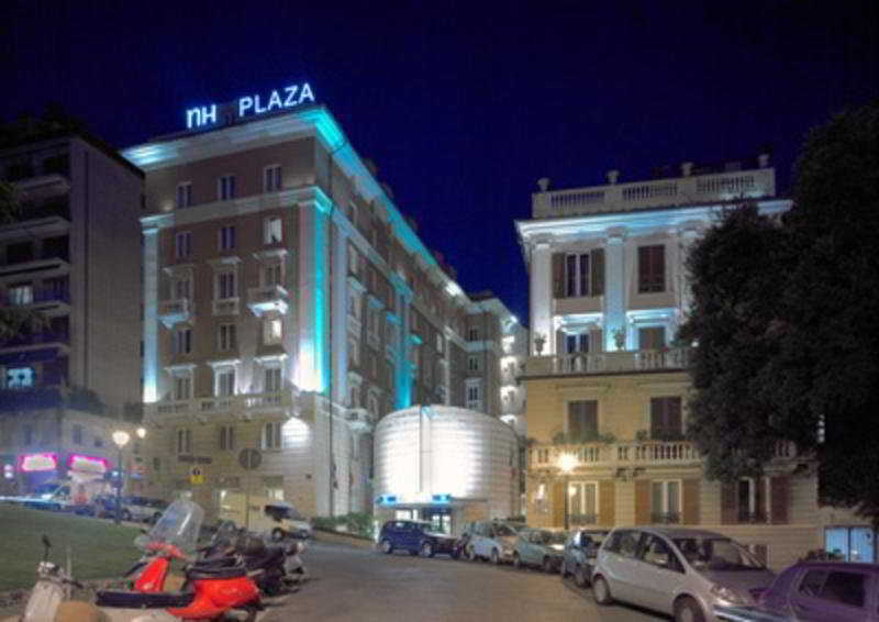 เอ็นเอช เจโนวา เซ็นโตร Hotel เจนัว ภายนอก รูปภาพ