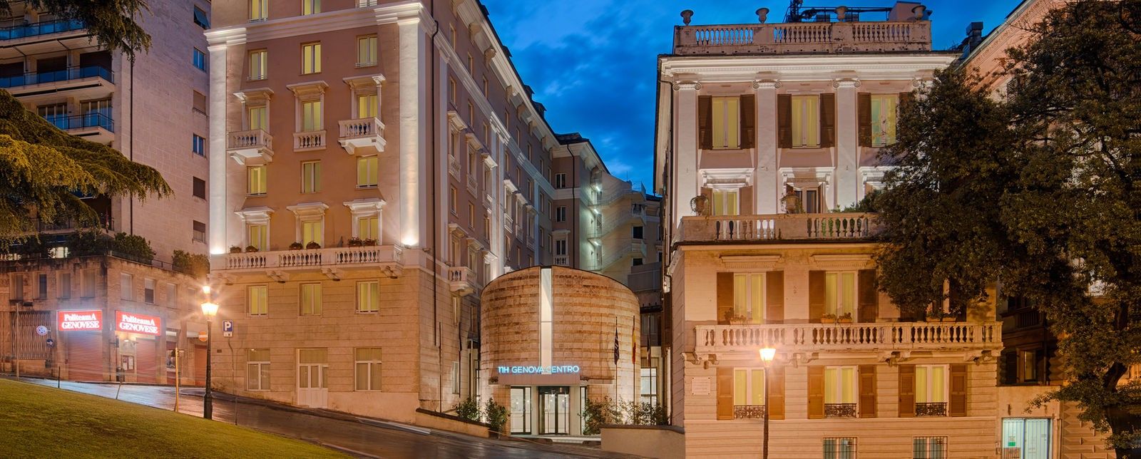 เอ็นเอช เจโนวา เซ็นโตร Hotel เจนัว ภายนอก รูปภาพ